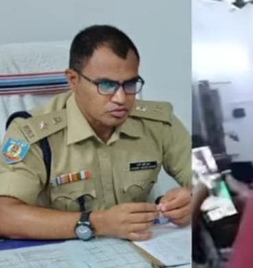 वायरल वीडियो से हड़कंप: चीराचास थाना के थानेदार समेत तीन पुलिसकर्मी सस्पेंड  बोकारो | संवाददाता  सोशल मीडिया पर वायरल हुए एक वीडियो ने बोकारो के चीराचास थाना की कार्यप्रणाली पर गंभीर सवाल खड़े कर दिए हैं। मामले को संज्ञान में लेते हुए बोकारो पुलिस अधीक्षक नाथू सिंह मीणा ने तत्काल जांच के आदेश दिए, जिसके बाद तीन पुलिसकर्मियों को निलंबित कर दिया गया।  क्या है मामला?  5 मई 2026 को चीराचास थाना से जुड़ा एक वीडियो सोशल मीडिया पर तेजी से वायरल हुआ। वीडियो में पुलिस की कार्यशैली को लेकर गंभीर आरोप लगाए गए थे। मामले की गंभीरता को देखते हुए चास के अनुमंडल पुलिस पदाधिकारी (एसडीपीओ) को जांच कर रिपोर्ट सौंपने का निर्देश दिया गया।  जांच में क्या सामने आया?  जांच रिपोर्ट में खुलासा हुआ कि 4 मई 2026 की शाम करीब 7:30 बजे चीराचास थाना क्षेत्र के वीणा रीजेंसी के सामने हर्ष पांडेय और उनके सहयोगियों द्वारा आरिफ अंसारी के साथ मारपीट की गई थी। सूचना मिलने पर पुलिस मौके पर पहुंची और आरिफ अंसारी को घायल अवस्था में पाया।  पुलिस की लापरवाही उजागर  रिपोर्ट में कहा गया कि घायल व्यक्ति को तत्काल अस्पताल पहुंचाना पुलिस की प्राथमिक जिम्मेदारी थी, लेकिन ऐसा नहीं किया गया। इसके बजाय उसे थाना लाकर हाजत में डाल दिया गया। इस लापरवाही को गंभीर माना गया है और इसे पुलिस की छवि को धूमिल करने वाला बताया गया।  अनुशासनहीनता भी आई सामने  वायरल वीडियो में सहायक अवर निरीक्षक संजय कुमार मंडल को थाना परिसर में अनुचित परिधान में देखा गया। यह थाना प्रभारी की निगरानी में कमी को दर्शाता है।  तीन पुलिसकर्मी निलंबित  मामले में लापरवाही और अनुशासनहीनता के आरोप सही पाए जाने के बाद थाना प्रभारी पुष्पराज कुमार, पुलिस अवर निरीक्षक राजेश कुमार और सहायक अवर निरीक्षक संजय कुमार मंडल को तत्काल प्रभाव से निलंबित कर दिया गया है। सभी को निलंबन अवधि में जीवन-यापन भत्ता पर रखा गया है।  विभाग में मचा हड़कंप  घटना के बाद पुलिस महकमे में हड़कंप मच गया है। वायरल वीडियो ने पुलिस की कार्यशैली, जिम्मेदारी और संवेदनशीलता
